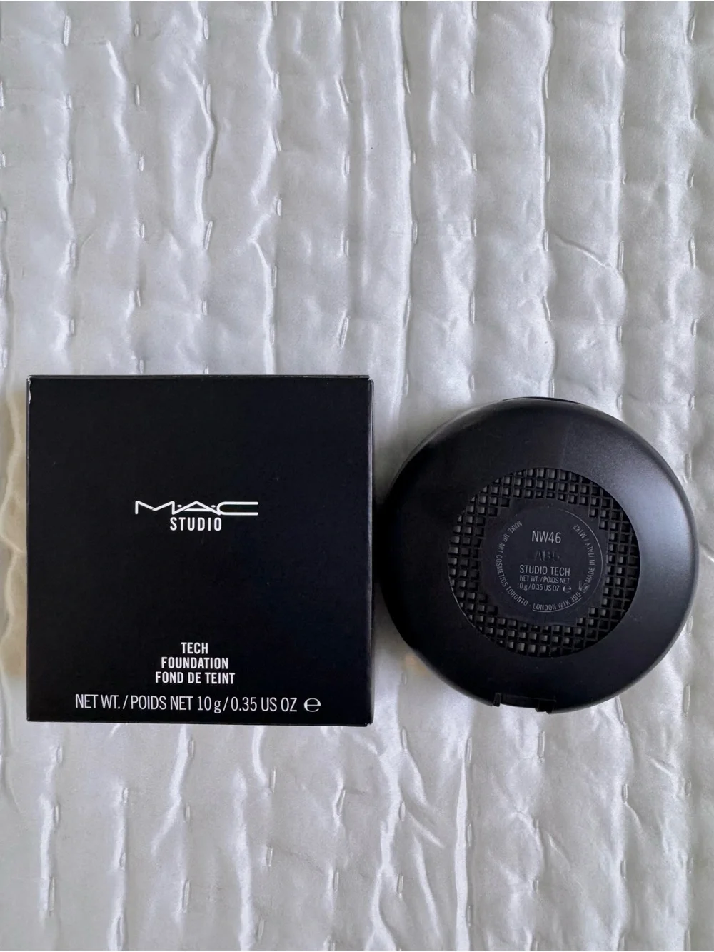 NIB MAC Studio Tech Foundation Compact - NW46